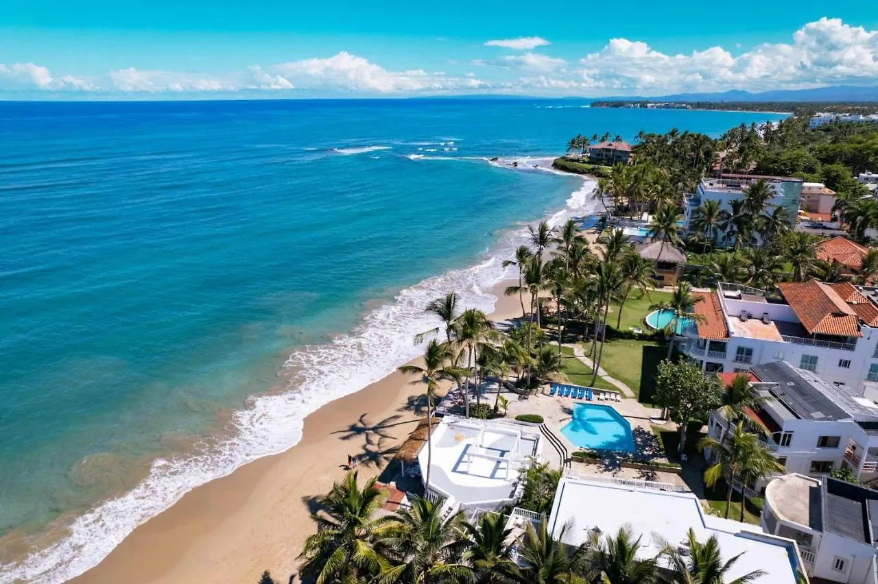 Kite Beach Oceanfront Two Bedroom Patio And Garden Cabarete Apartment